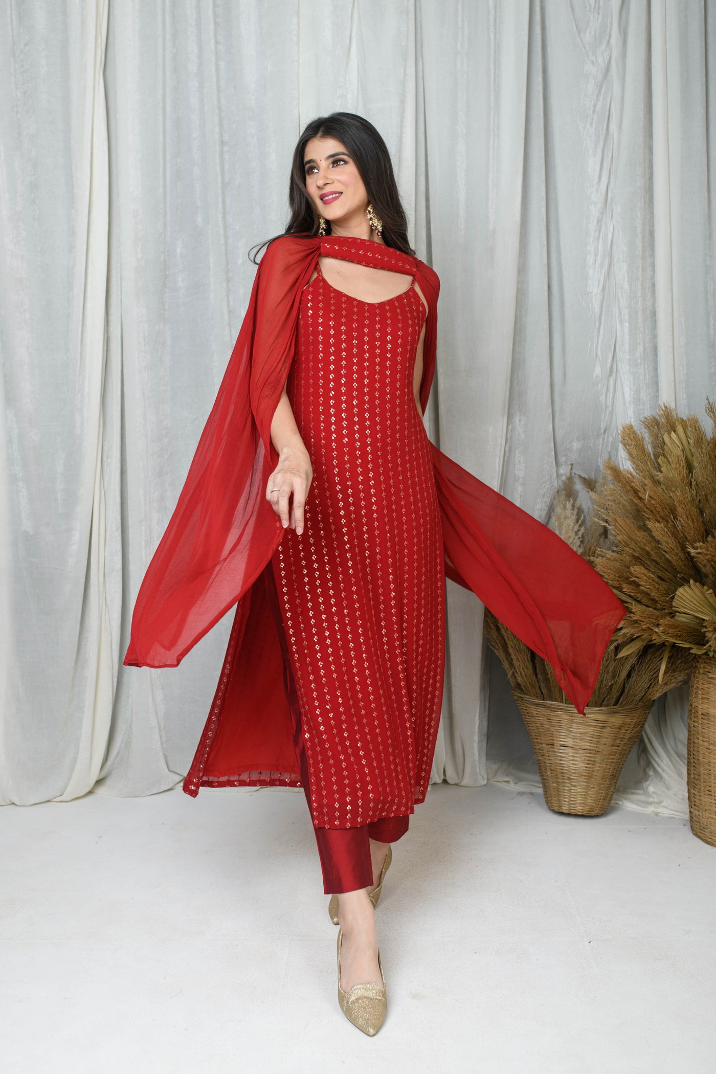 Red Straight Kurta With Chokar Dupatta